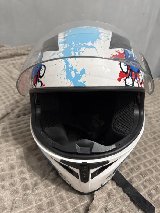 Продам Мотошлем.