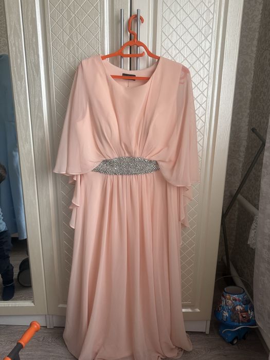 Платье женское стильное