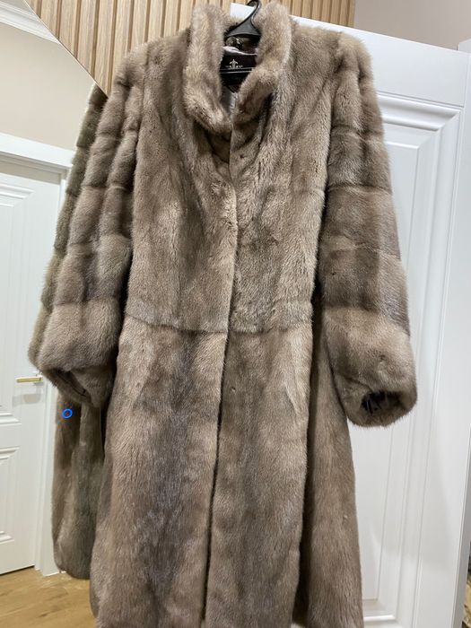 Продам шубу норковую