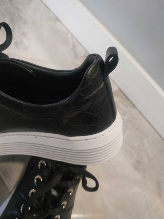 Дизайнерски дамски кецове Nine West. Намалена цена само 79.00 лв.