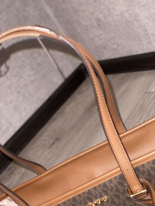 Сроччноо проддам