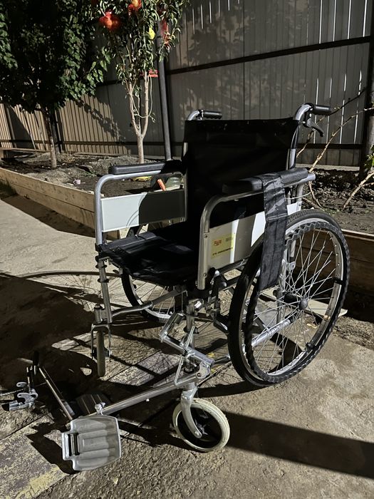 Коляска для инвалидов