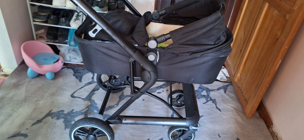 Продам коляску,,