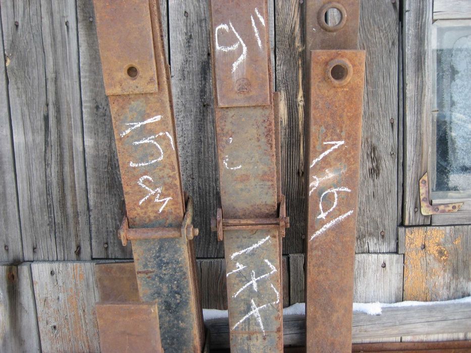 продам  рессоры  и  листы