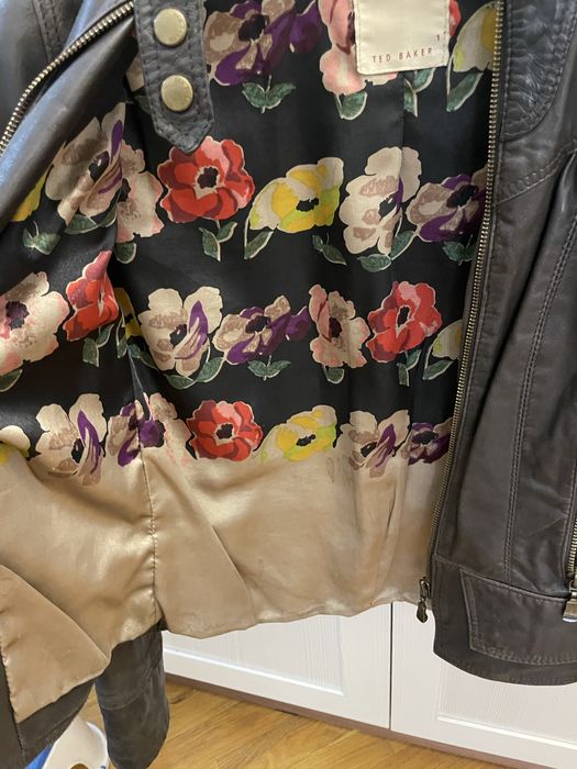 Кожаная куртка TED BAKER