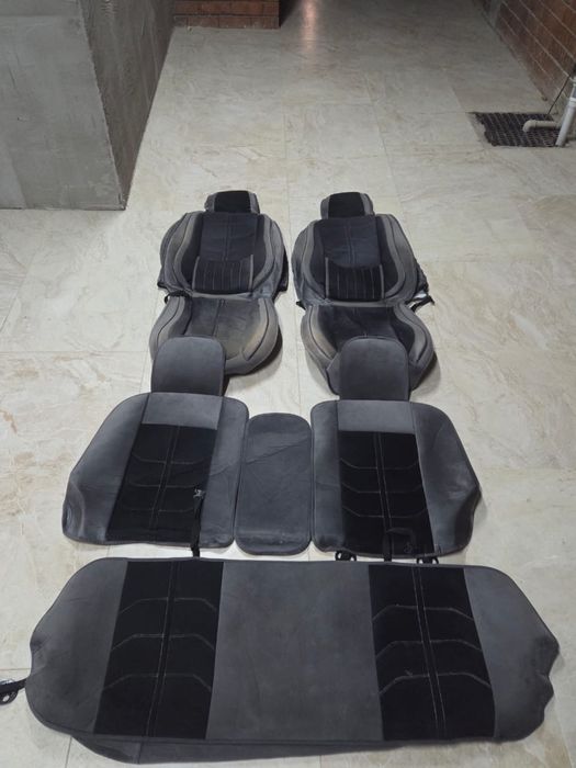 Продам чехлы в хорошем состоянии