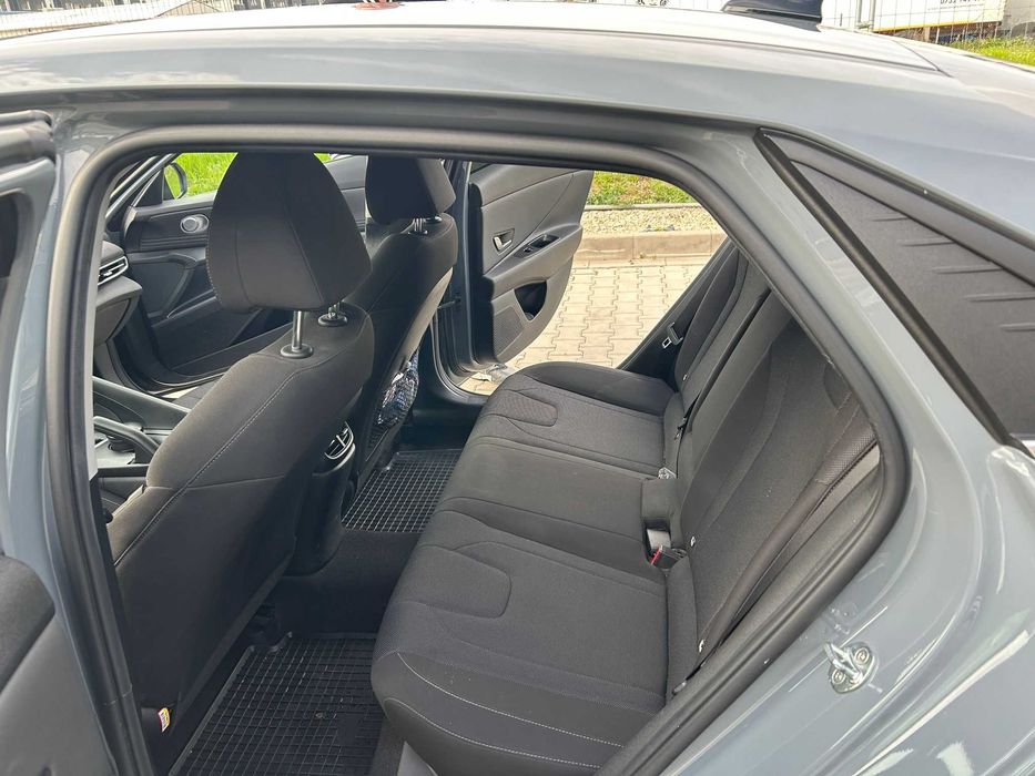 De vanzare : Hyundai Elantra 2021 EXCLUSIVE( CN 7 )