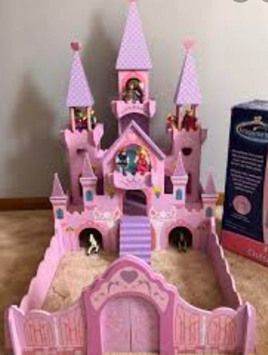Ofertă !!! Castelul roz al prințesei (lemn)