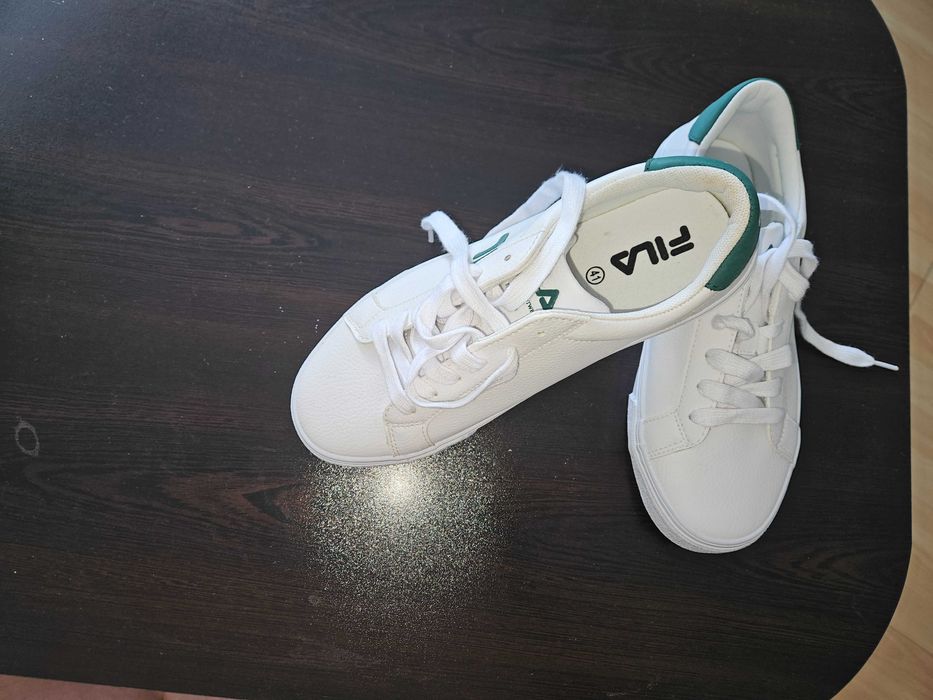 Спортни кецове Fila