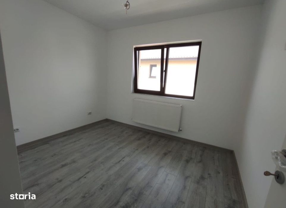 Casa 4 camere Miroslava , 94 metri Cod:154281