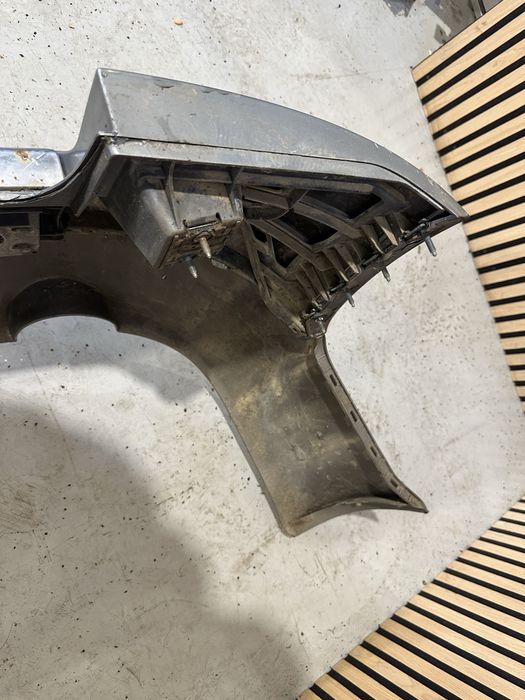 Bara spate Audi A4 B6 berlina originala , model cu o singura evacuare