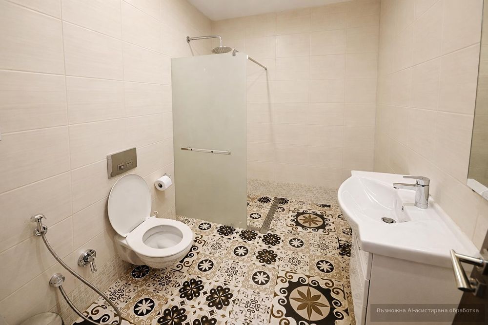 Тристаен апартамент в ж.к. Хладилника.