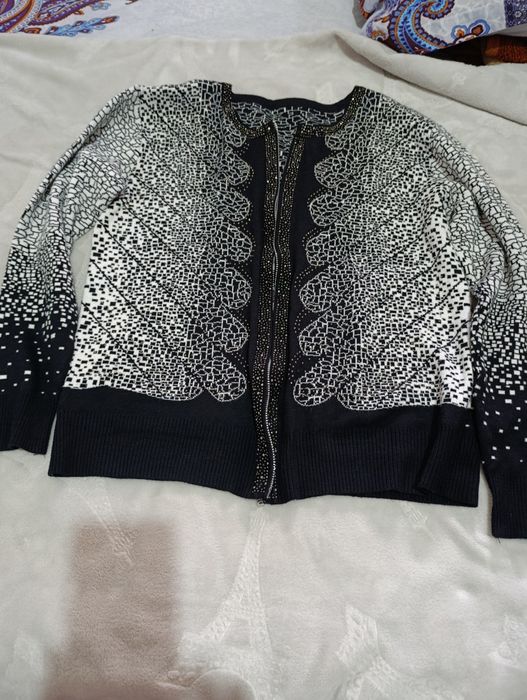 Джемпр 50-52 размер новый