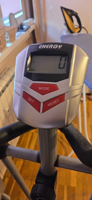 Elliptical продава