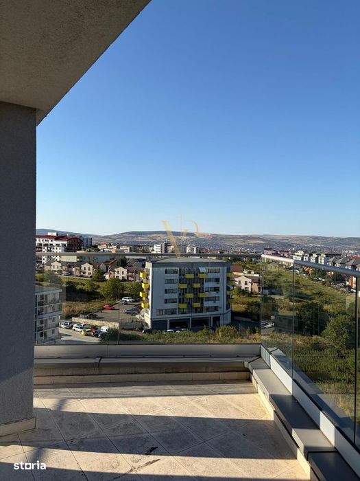Penthouse pe 2 niveluri | 3 camere | 2 parcari | terasa | M. Romanul