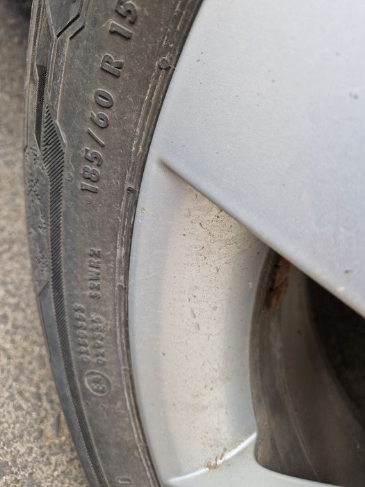 De vanzare 4 anvelope