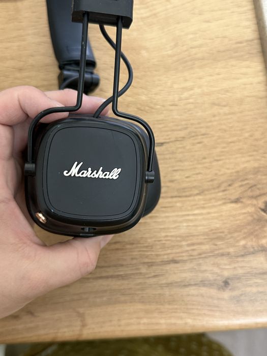 Продам наушники marshall оригинал