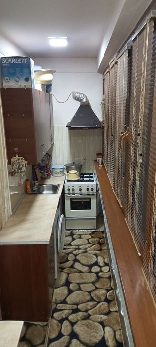 Продаётся 2-ых комнатная квартира переделанная в 3-ых комнатную