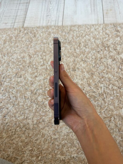 Продаю Айфон 14 про 256гб