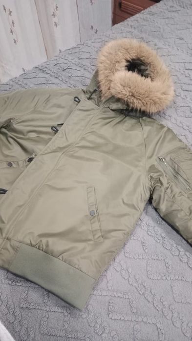 Куртка зимняя укороченая