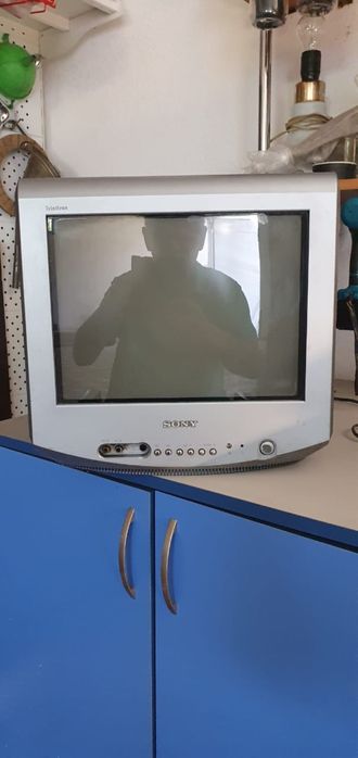 Продам телевизор б/у в хорошем состоянии