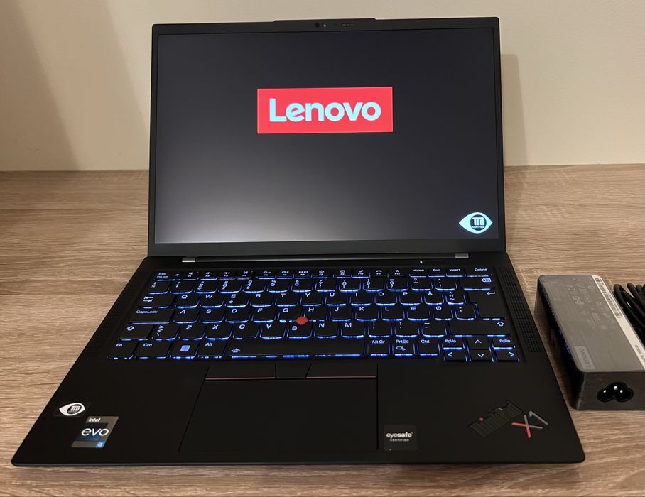 Lenovo Thinkpad X1 Carbon Gen10 i5 12th 14,2” TOUCH Portabil ! Gen8