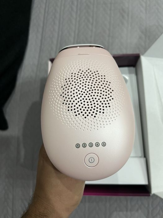Фотоепилатор Philips Lumea Advanced