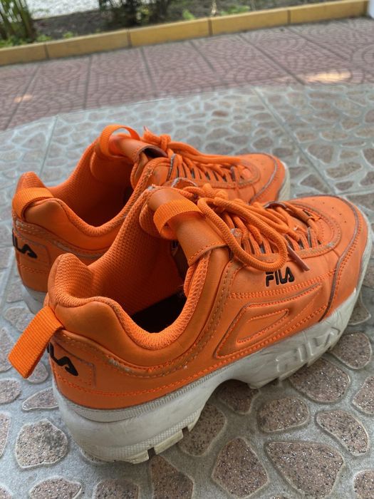 FILA     маратонки