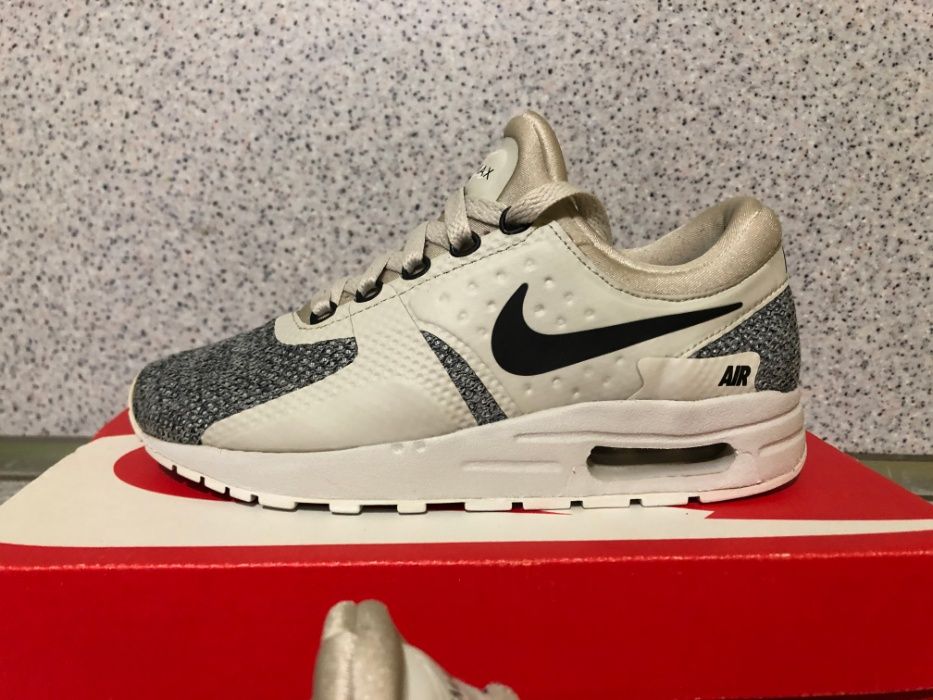 nike air max zero se light bone