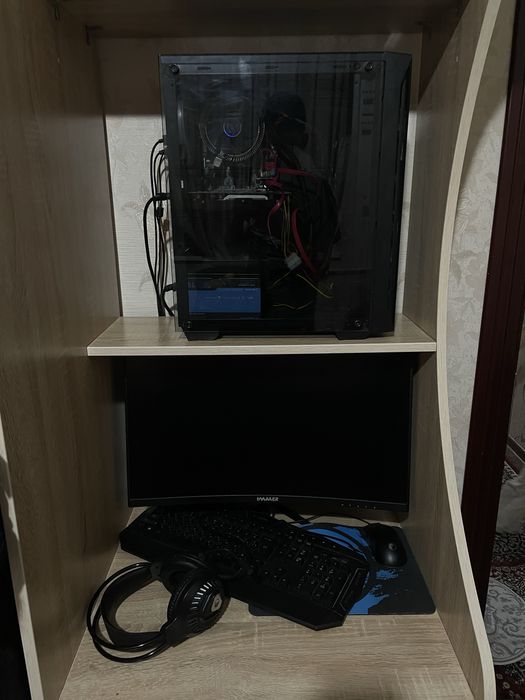 Компютер и монитор все в комплекте