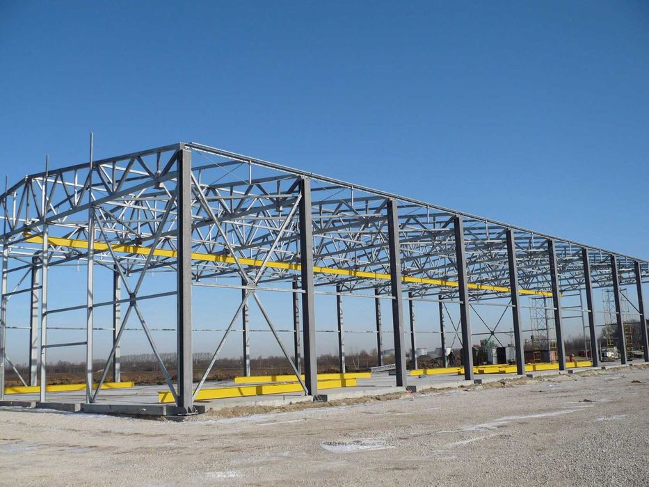 Строительство Ангаров