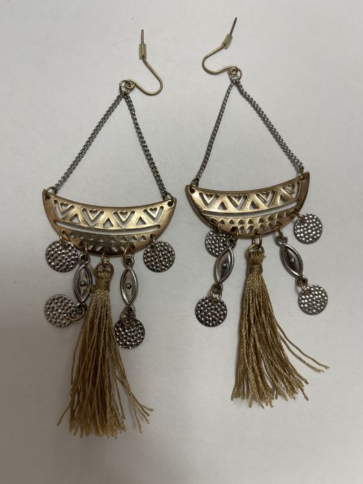 Бижита-колиета, гривни, обеци. Всяко по 5€