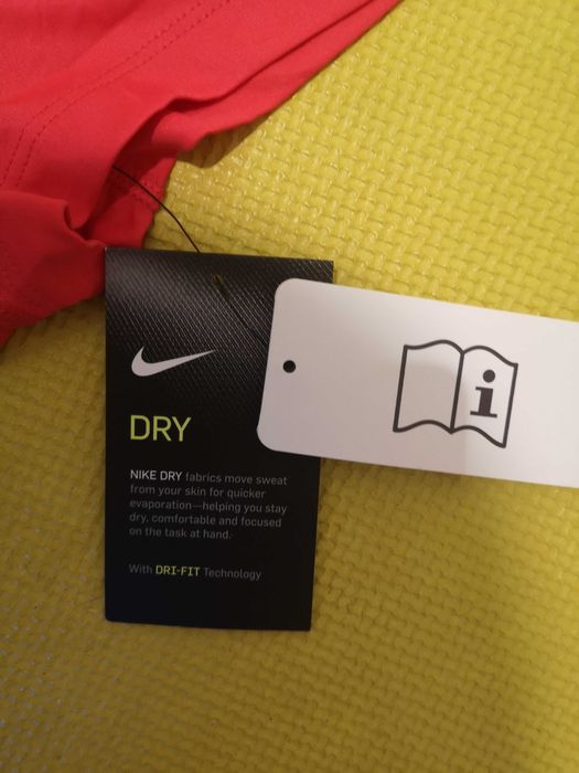 ''Nike''оригинална дамска тениска ХЛ размер