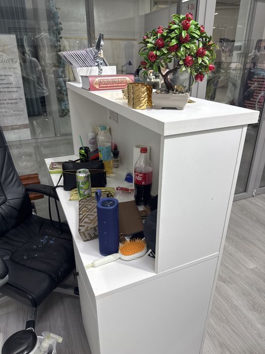 Ресепшен почти новый!