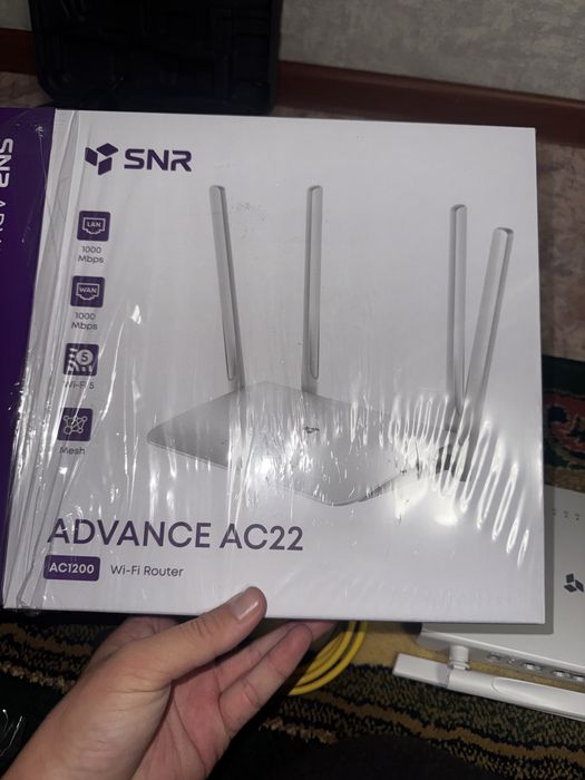 Роутер SNR  модем