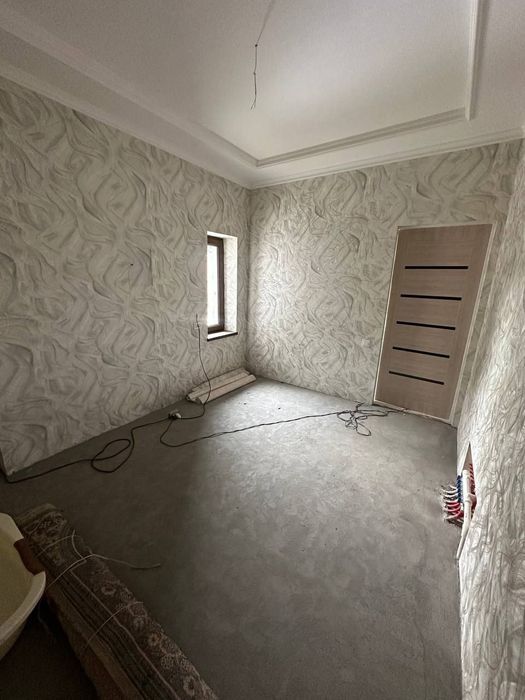 Srochna Qibray Buratada  hovli sotiladi