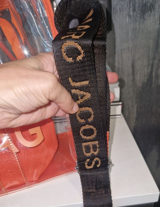 Страхотна чанта Marc Jacobs.Нова