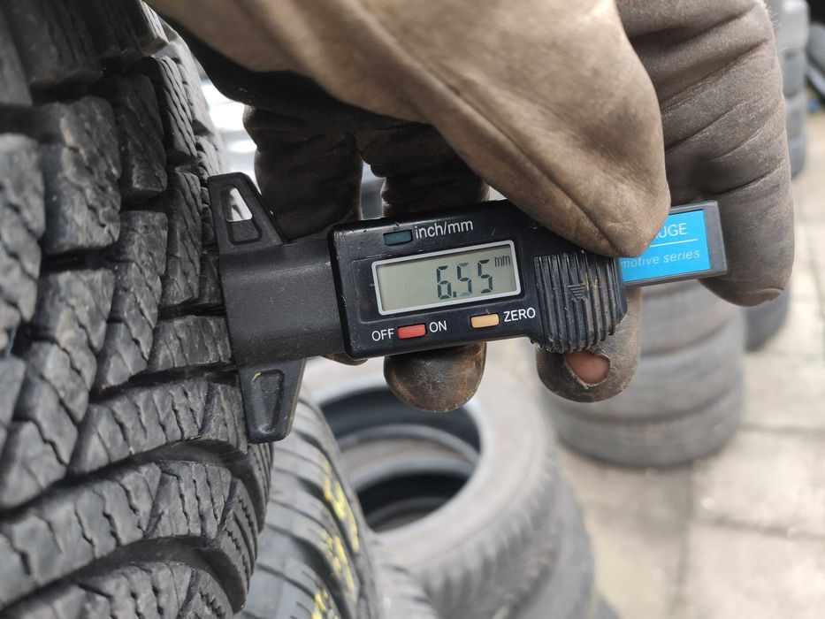 4бр Зимни гуми 185 60 15 - Bridgestone