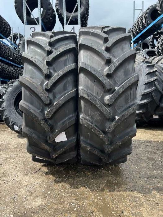 Anvelope 480/70R34 noi radiale pentru tractor spate