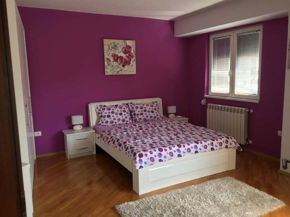 Дава се под наем Двустаен апартамент в София, Център - 65 кв.м за 433.5 € - Снимка #1