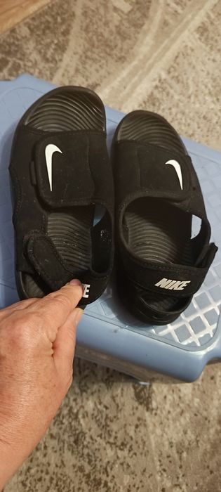 Sandală unisex Nike negri