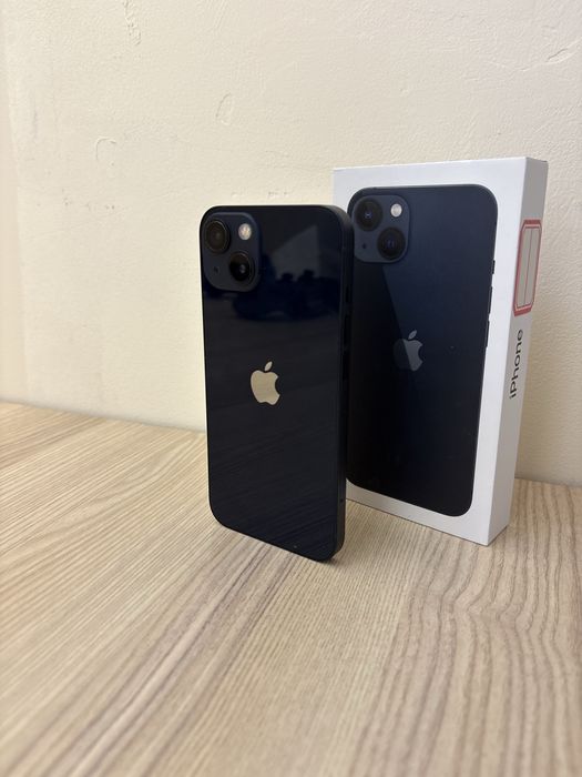 Продам айфон 13