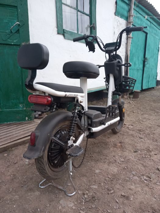 Продам скутер за 115000