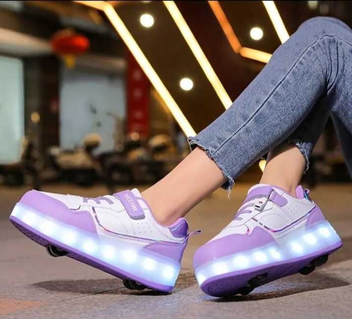 Светещи ролер обувки, детски маратонки с колелца, обувки с колела- НОВ