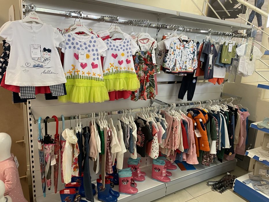 РАЗПРОДАЖБА!!на едро детски дрехи Mayoral и Boboli