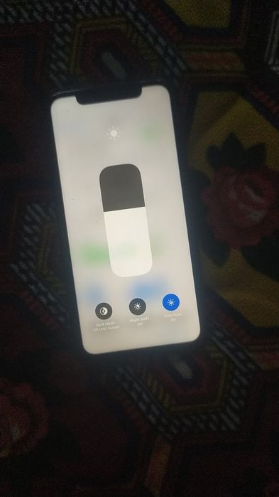 Iphone XR 100 yomks 46 sikl