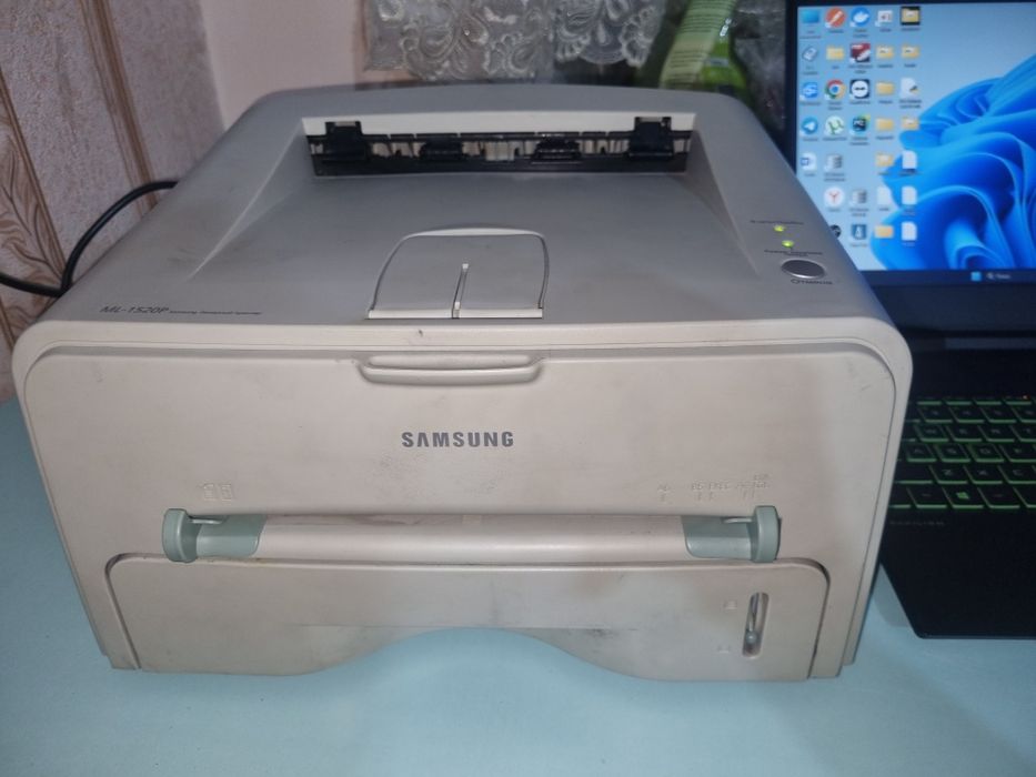 Printer Samsung holati ideal ishlab turibdi