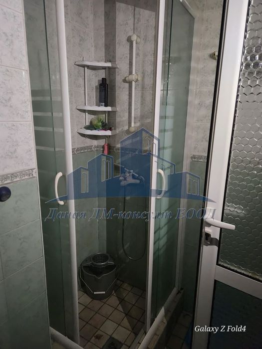 Продава се Тристаен апартамент в Шумен, Пазара - 95 кв.м за 1342 €/кв.м - Снимка #7