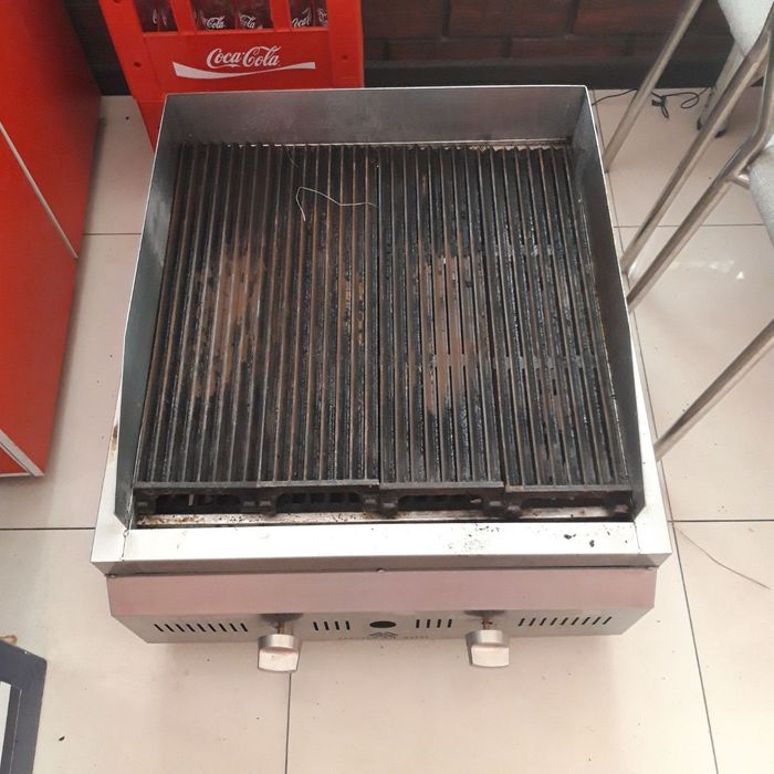 Lava gril barbekyu mangal