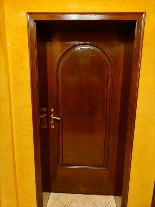 Интериорни дървени врати 3 бр.